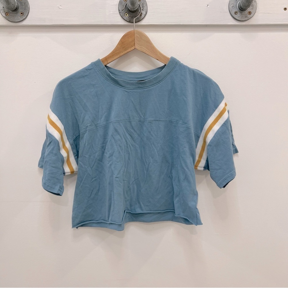 Wild fable small 1970’s vintage style crop top